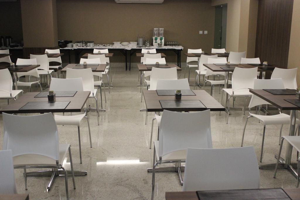 קונסלירו לאפאייטה Vertentes Suites Hotel מראה חיצוני תמונה