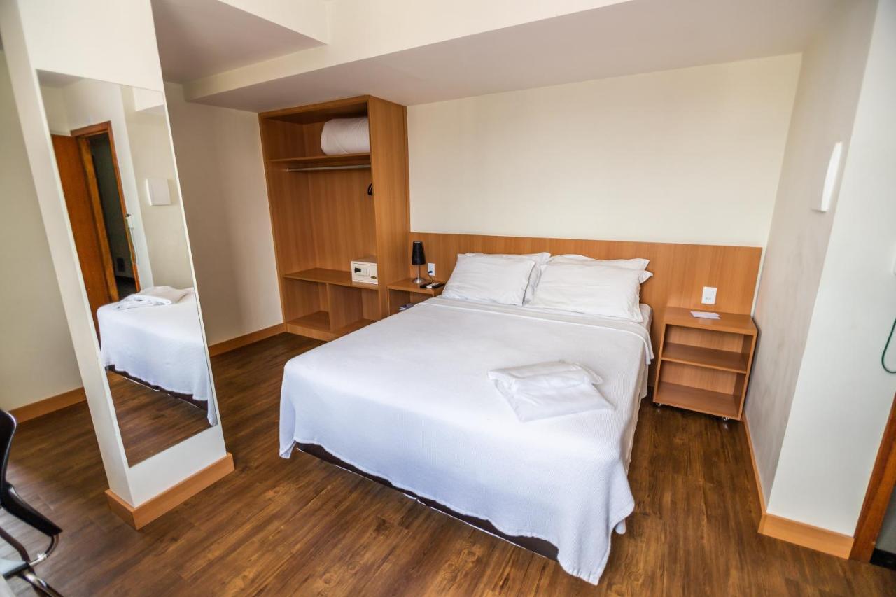 קונסלירו לאפאייטה Vertentes Suites Hotel מראה חיצוני תמונה